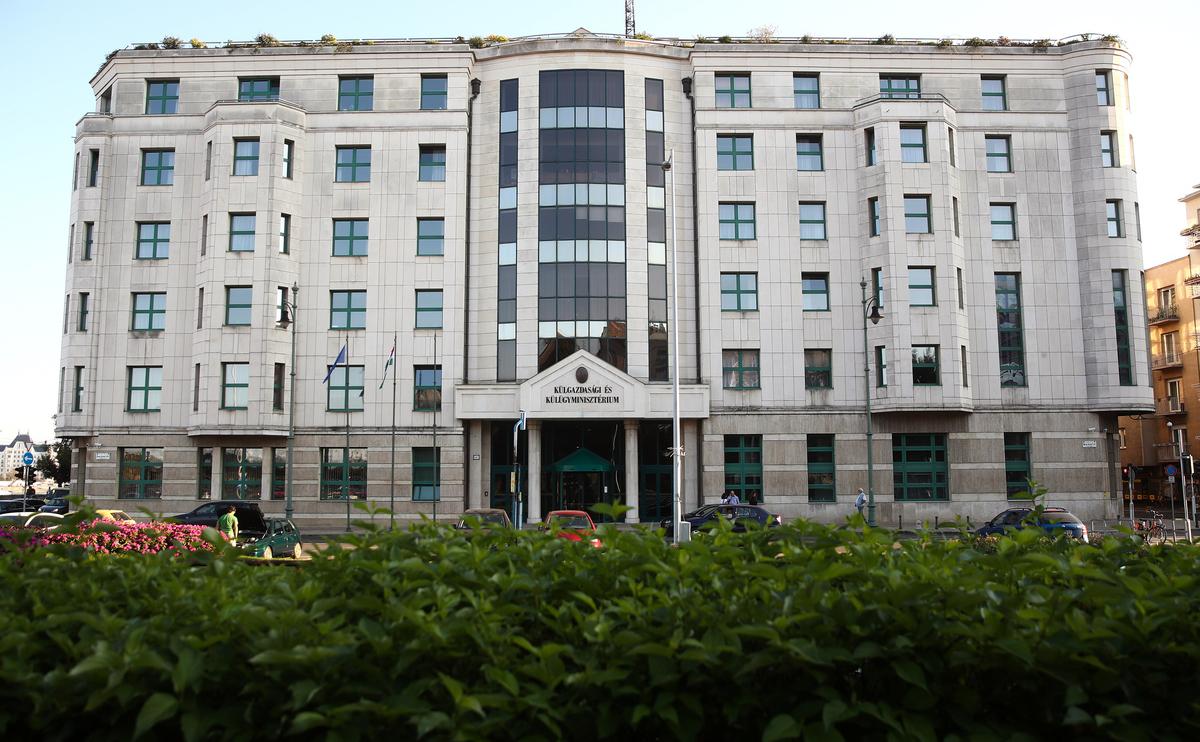Венгрия опровергла блокировку заявления ЕС по ордеру МУС на арест Путина