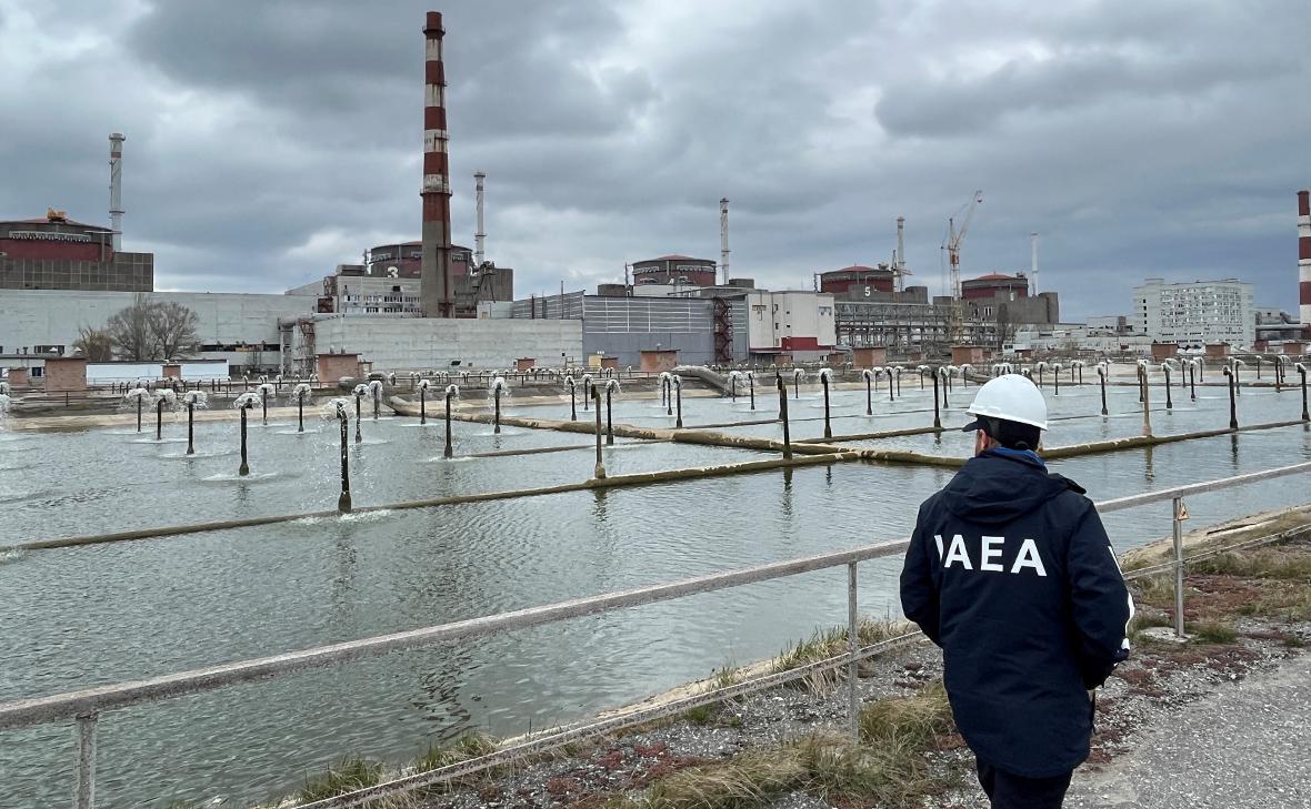 Гросси выразил беспокойство из-за обстрелов в районе ЗАЭС