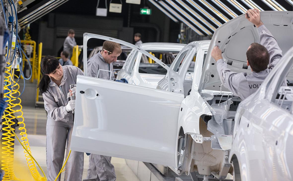  Spiegel узнал об идее топ-менеджера Porsche производить в России &laquo;Волгу&raquo; 