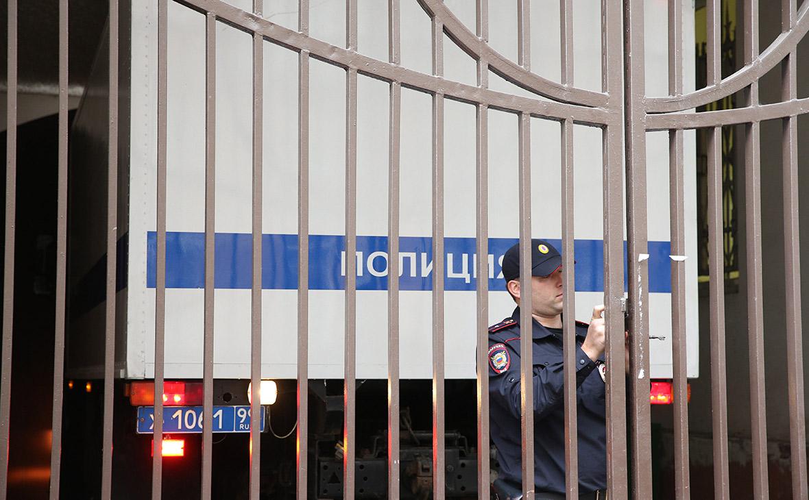 Сколько лет преступникам в России. Инфографика