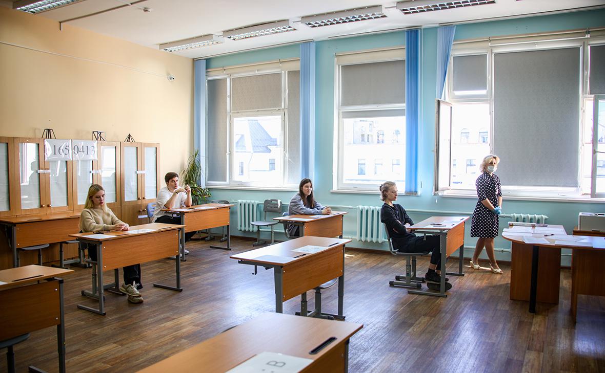  В Госдуме предложили платить школьникам за пятерки 