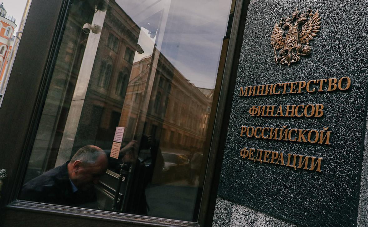 Новак анонсировал перевод всех расчетов за ресурсы в национальные валюты