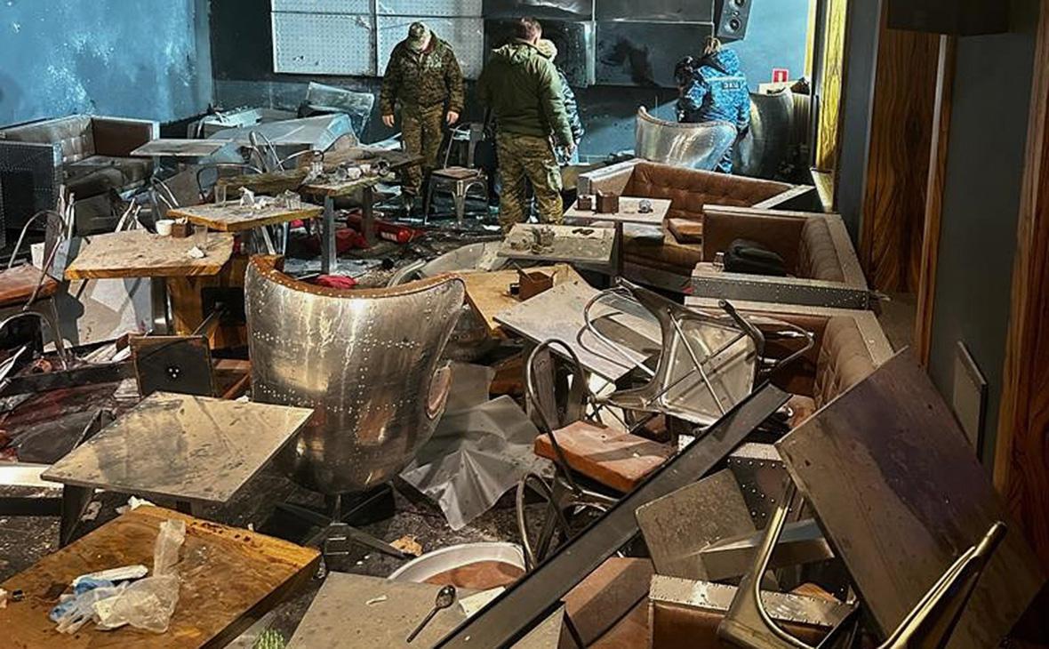  Бастрыкин взял на контроль дело о взрыве в кафе в Петербурге 