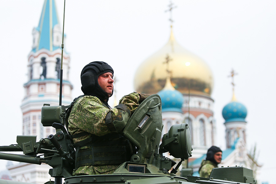 Парады победы в городах России. Фоторепортаж