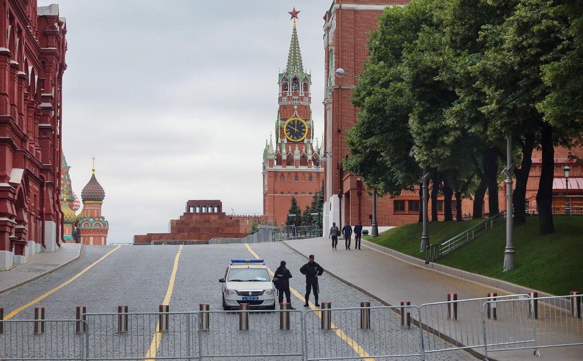 Путин подписал закон о задержаниях за нарушение режима военного положения
