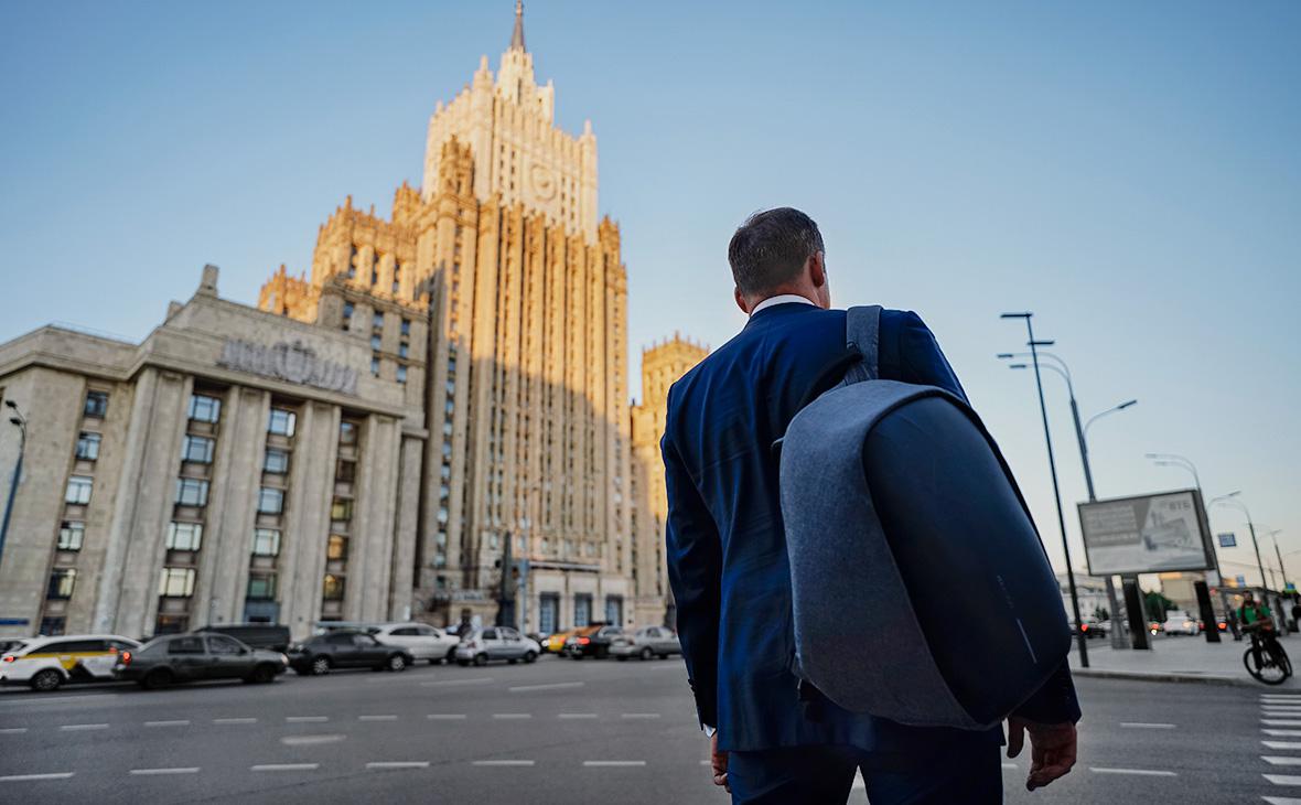 Великобритания расширила санкции против миллиардера Пумпянского