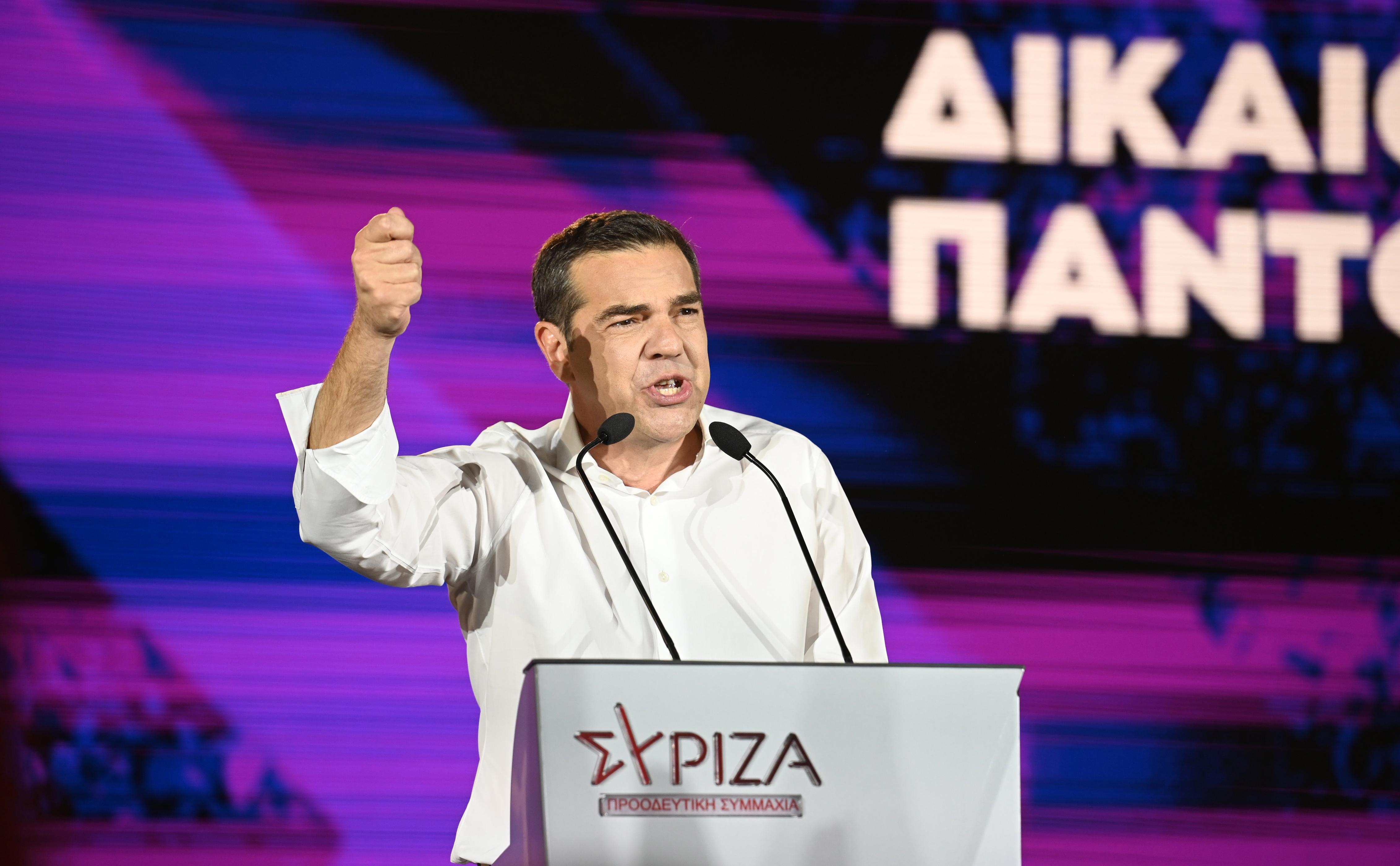 Греки на выборах предпочли партию восстановившего экономику премьера