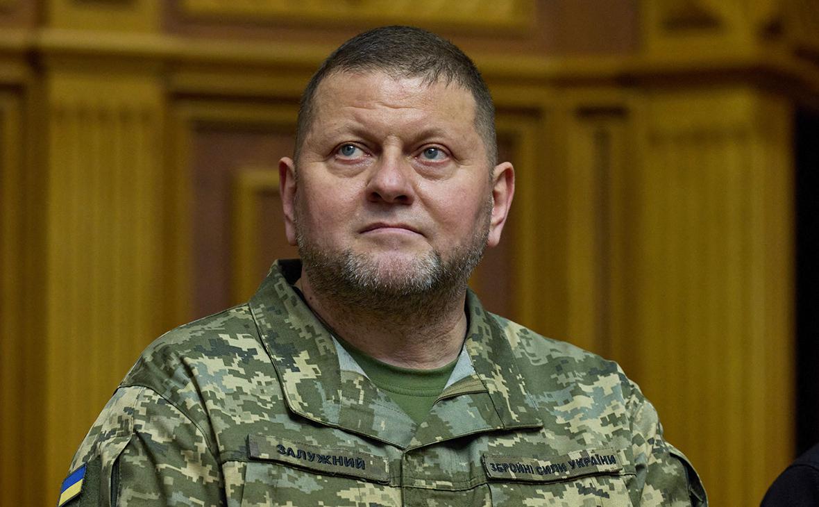ВСУ опубликовали видео с приехавшим в войска Залужным