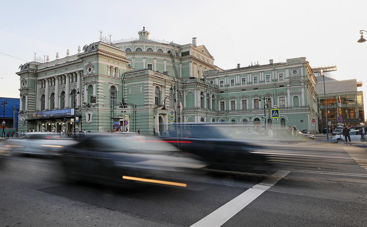 В Петербурге женщину арестовали за распыление перцовки в Мариинке