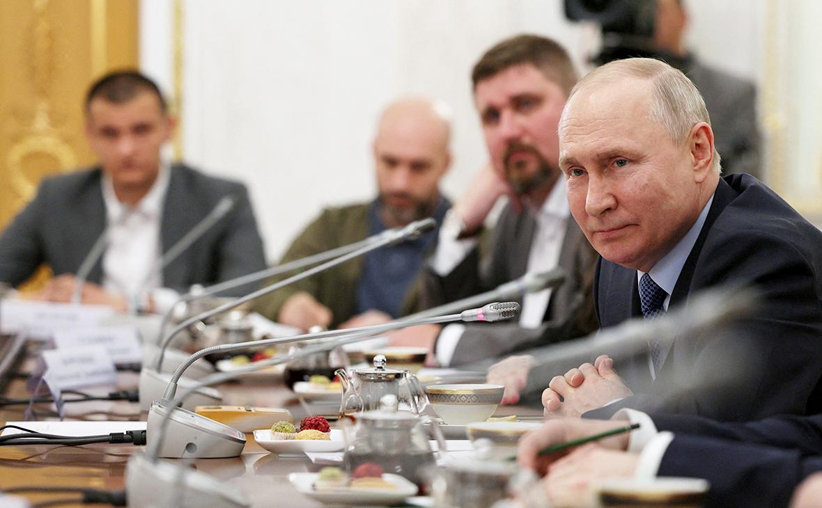 Путин заявил, что западные танки на Украине &laquo;прекрасно горят&raquo;