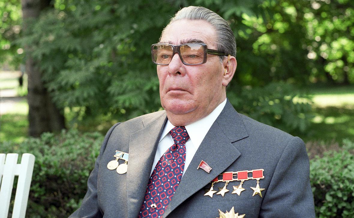 На родине Брежнева снесли его бюст, установленный в 1976 году