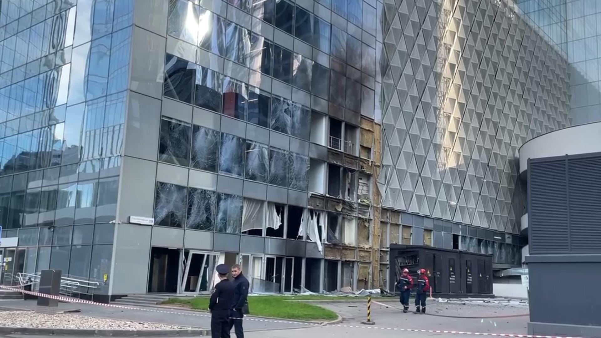 Сотрудников Минцифры временно перевели на удаленку после атаки дронов