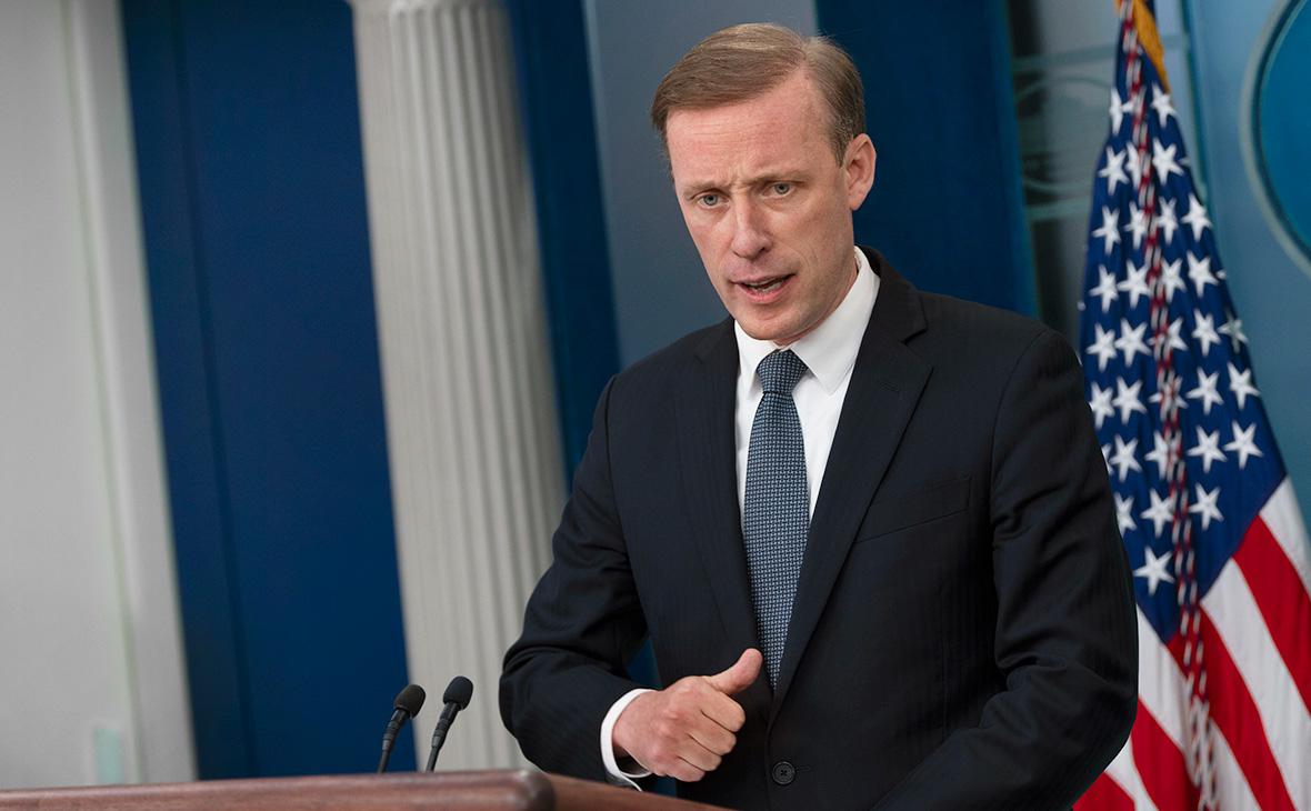 Захарова после решения США о кассетных снарядах привела слова Псаки о них