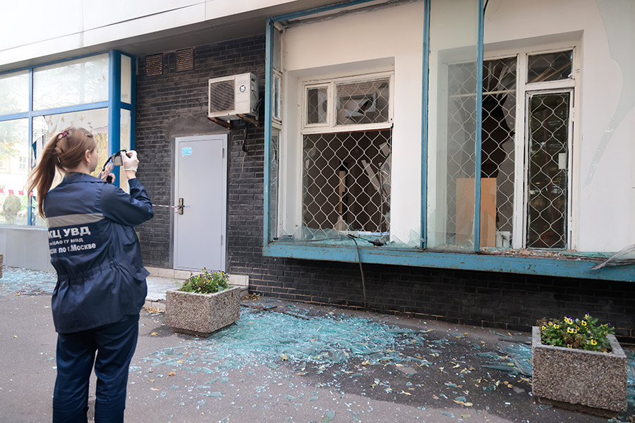 Последствия атаки беспилотников в Москве. Фоторепортаж