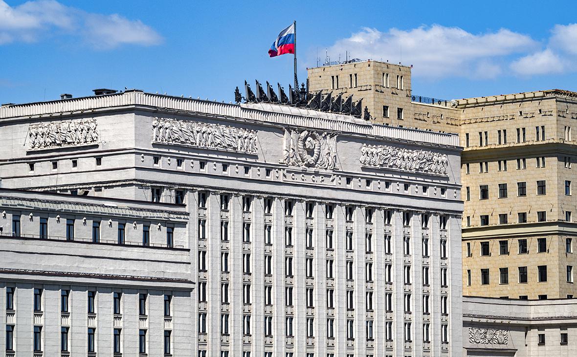 Гладков сообщил о пробитой кровле жилого дома после работы ПВО