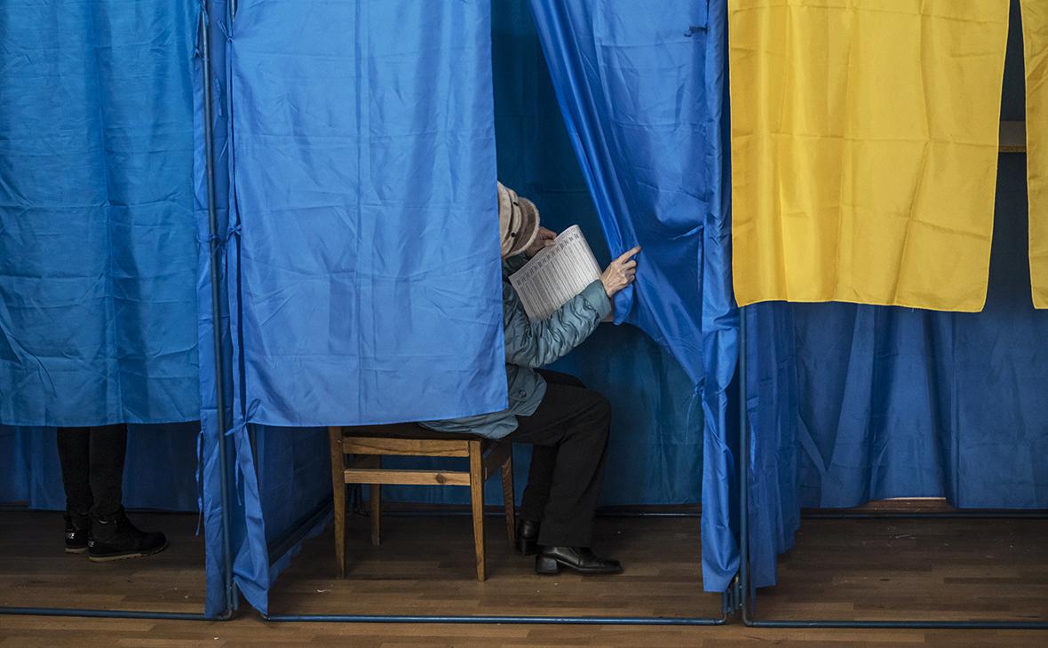 El Pa&iacute;s узнала о дискуссии по выборам на Украине ради конца конфликта