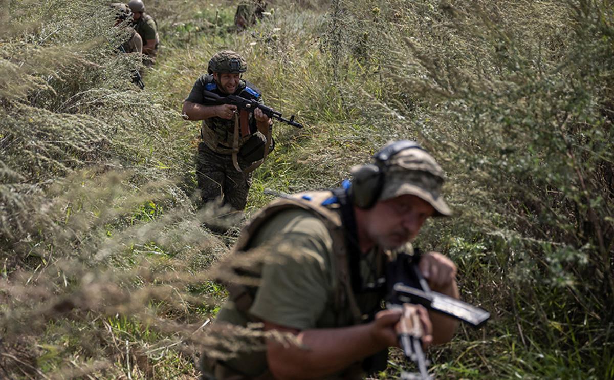 Боррель предложил создать в ЕС фонд военной помощи Украине на три года