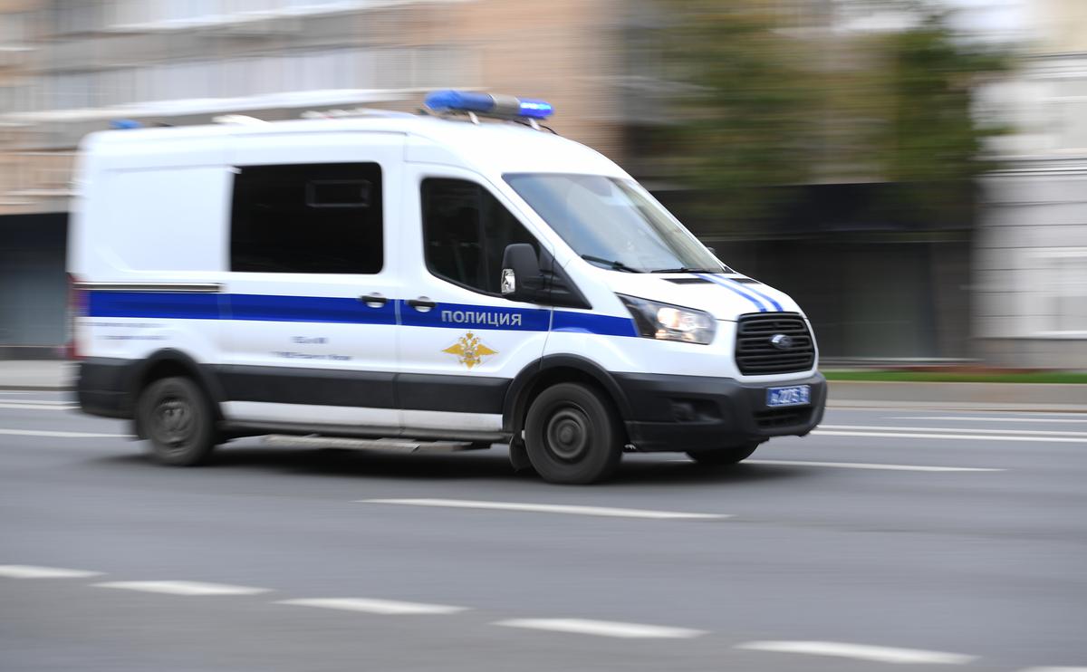 В Петербурге ребенка госпитализировали с ожогами после игры в автосервисе