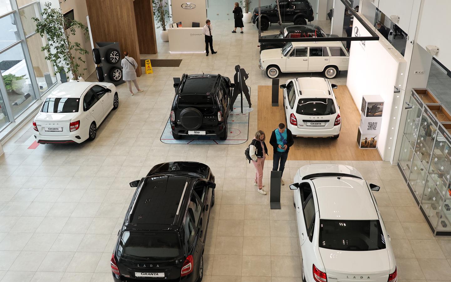 АвтоВАЗ рассказал, на какие машины поменяет цены