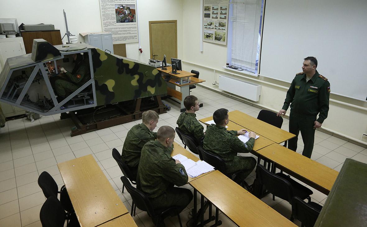 Старшеклассников начнут учить основам применения беспилотников в бою