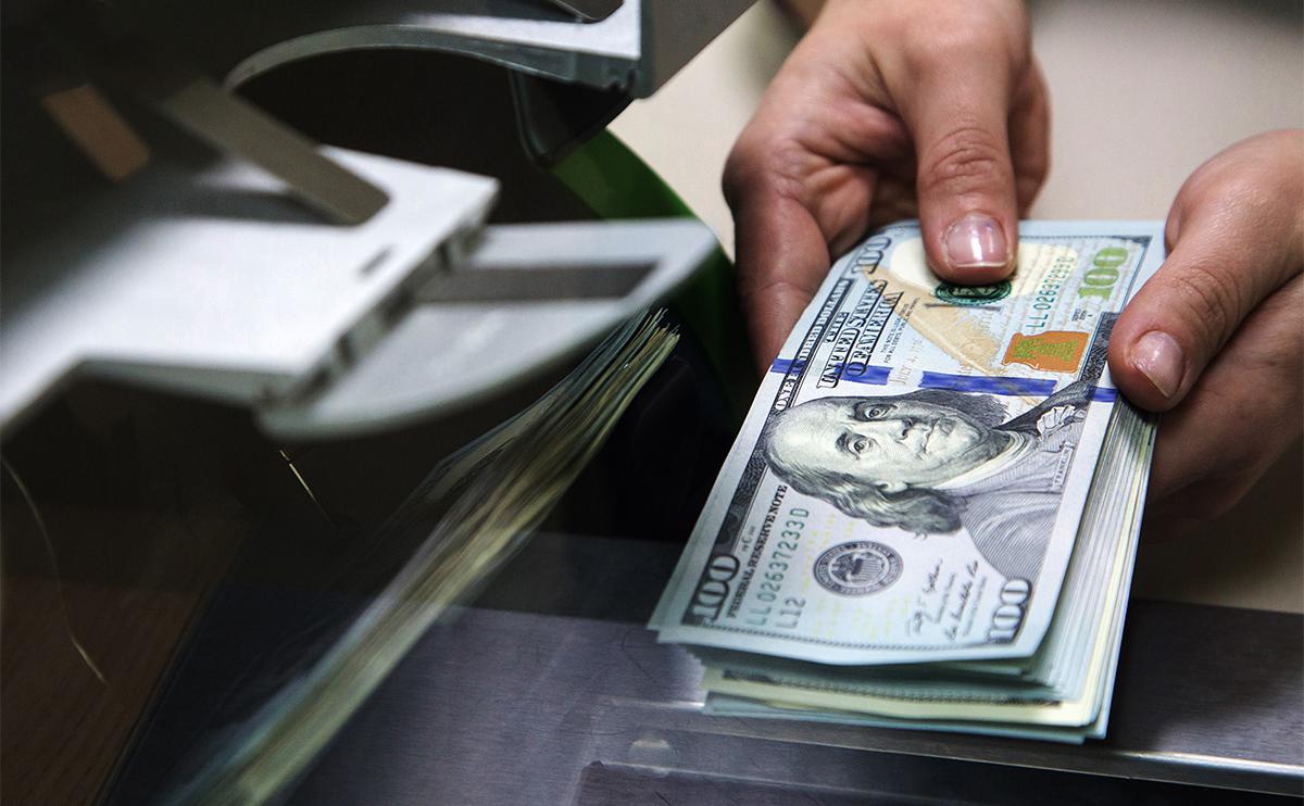 Минфин сообщил о возможности ввести новые меры валютного контроля