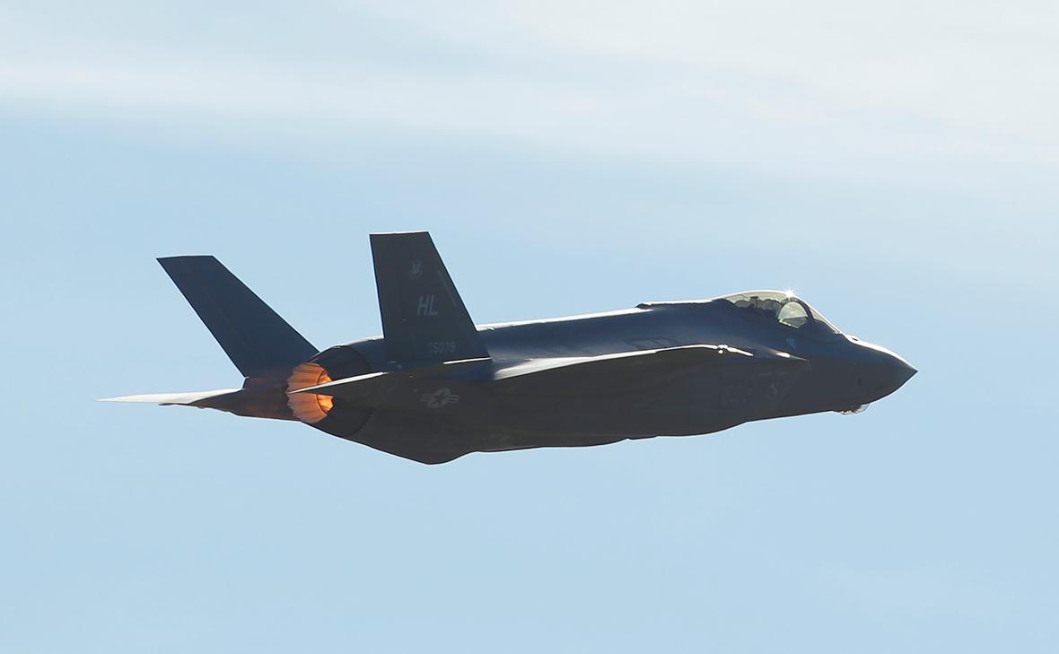 Американские истребители F-35 не смогли летать половину всей службы