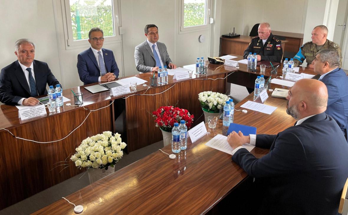Кремль отверг упреки Пашиняна в адрес миротворцев