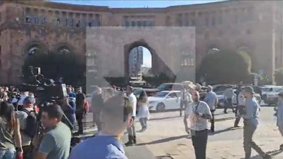 В Ереване начались протесты против Пашиняна