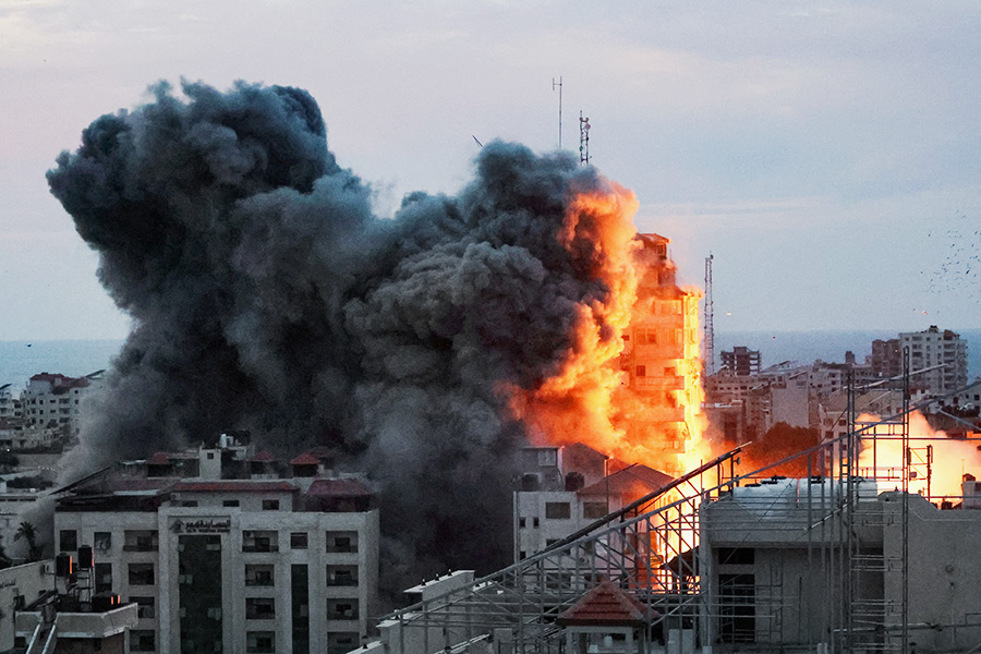 Армия Израиля ударила по «Палестинской Башне» в секторе Газа