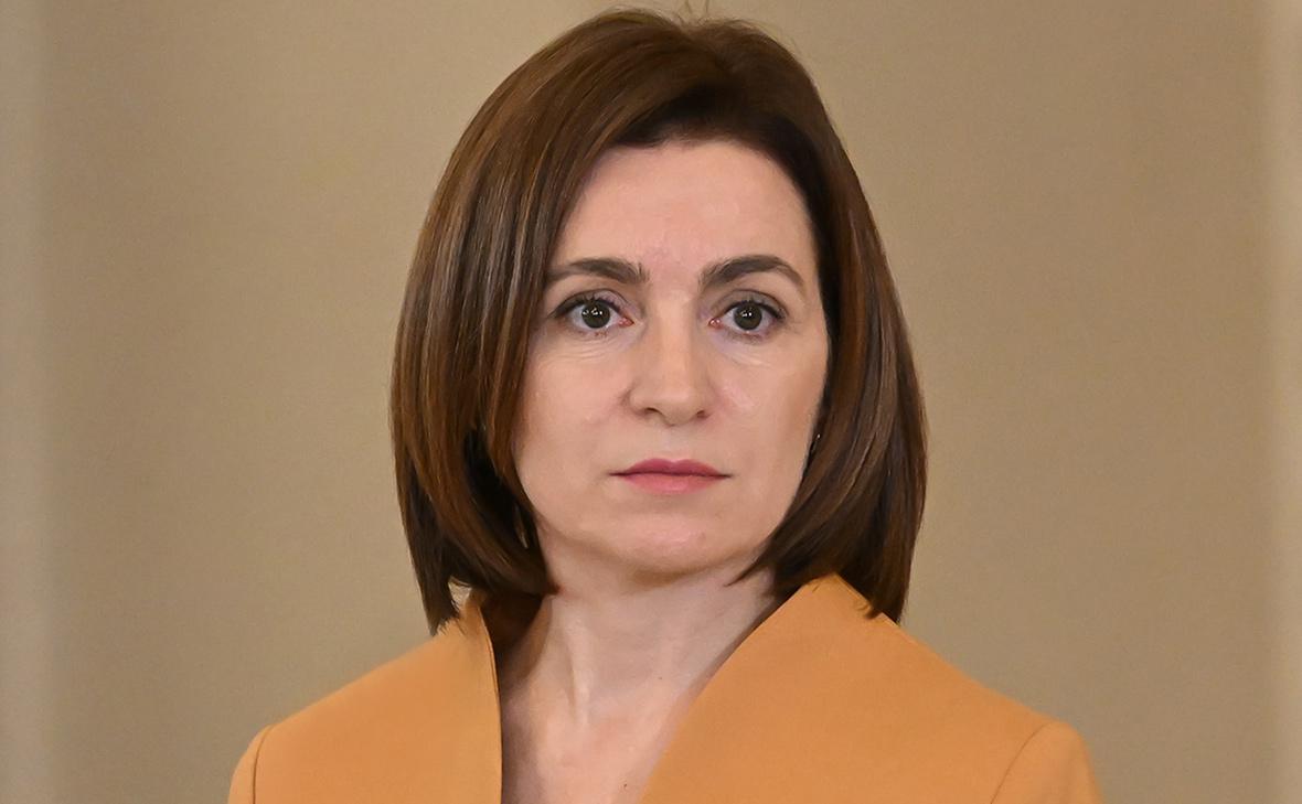 Прокуратура Албании обвинила в коррупции экс-премьера и его зятя