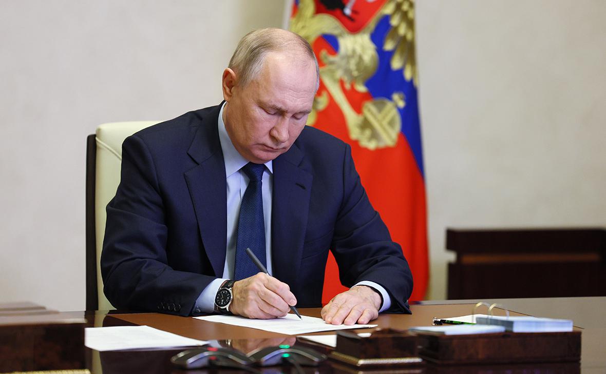 Путин и Си провели конфиденциальные переговоры &laquo;за чашкой чая&raquo;