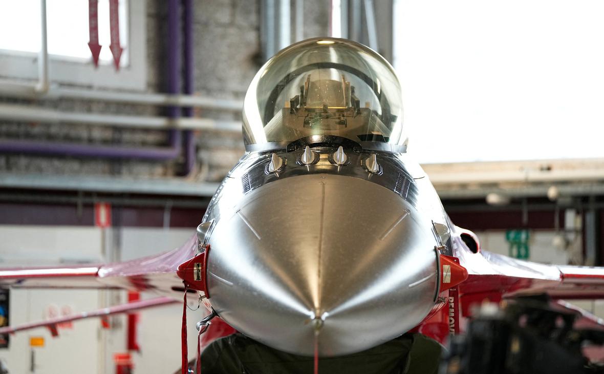 Бельгия назвала сроки передачи Украине самолетов F-16