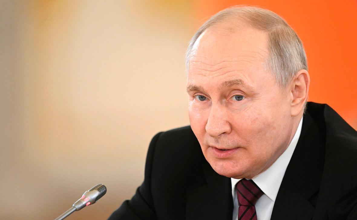 Путин поручил изучить строительство коридора через Монголию в Китай