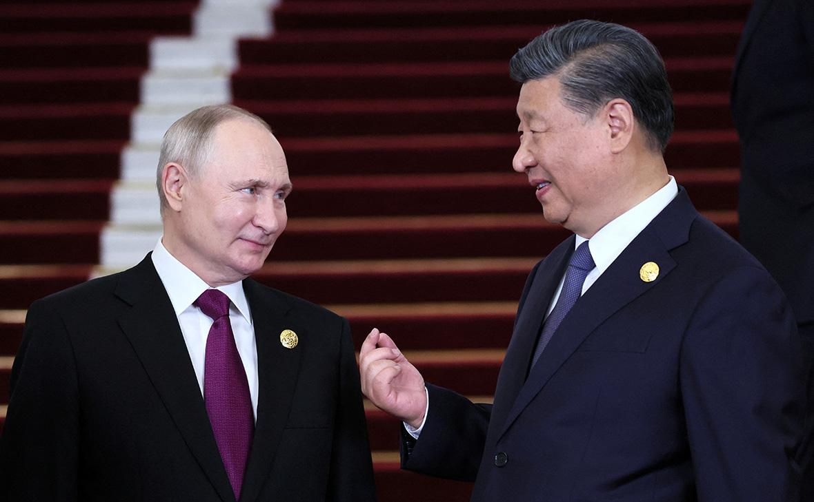 Си Цзиньпин заявил о поддержке России на пути национального возрождения