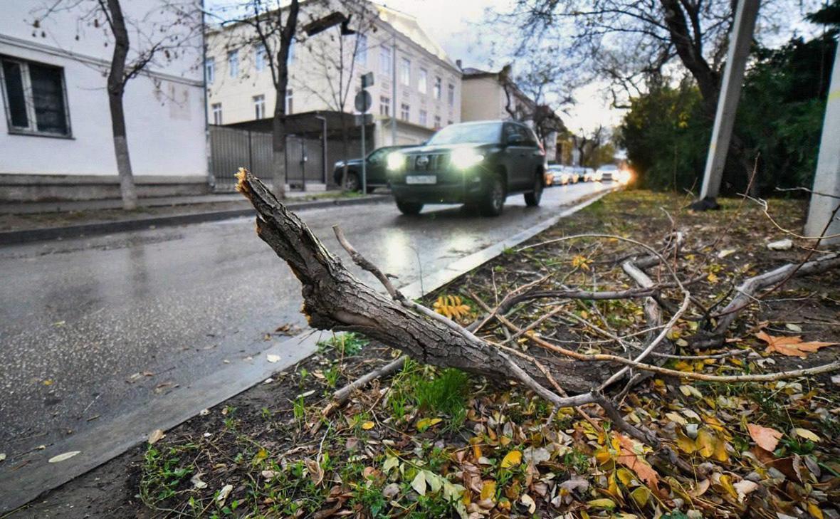 В Анапе из-за непогоды на один день отменили занятия в школах и детсадах