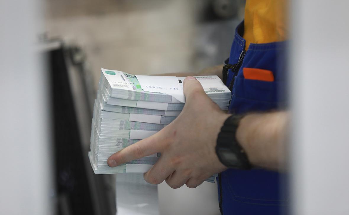 Экспортеры резко увеличили продажи валюты в октябре и ноябре