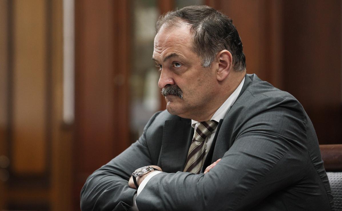 Более 200 человек задержали после беспорядков в аэропорту Махачкалы