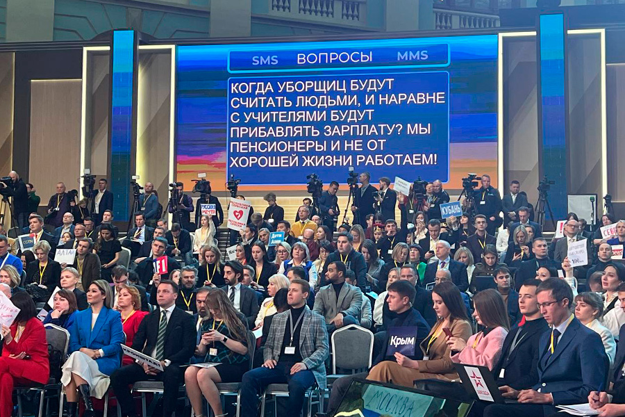 СК начал проверки в регионах после вопросов Путину на прямой линии